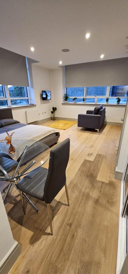 Studio Flat In Tottenham Londra Esterno foto